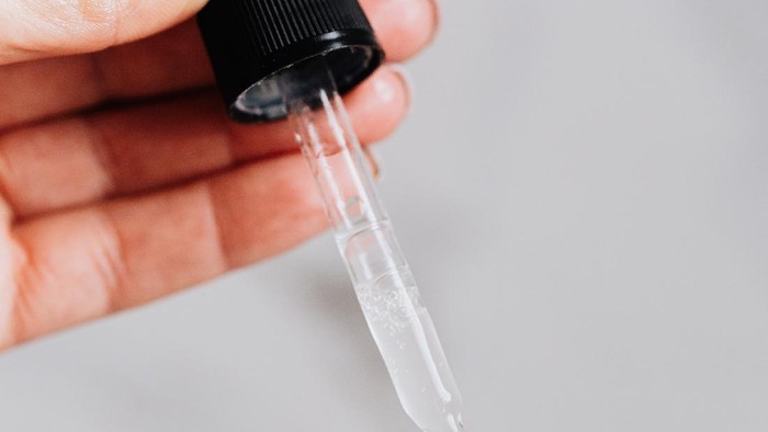 Nggak Cocok dengan Niacinamide? Ini 3 Rekomendasi Serum Pencerah Tanpa Niacinamide