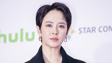 img-title Agensi Song Ji Hyo dan Ji Suk Jin Tak Bayar Honor Karyawan Selama 2 Bulan