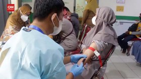 VIDEO: Cek Imunitas, Ratusan Warga Di Jambi Ikut Uji Sampel Darah