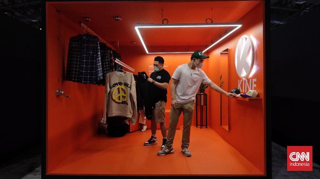 FOTO: Ajang Buru Sepatu Urban Sneaker Society 2021
