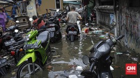 13 RT di Jakarta Terendam Banjir Selasa Malam