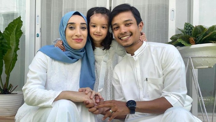 Harris Junandar dan Keluarga