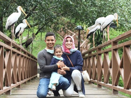 Pria Aceh Bawa Istri Turki Pulang ke RI, Jualan Hijab di Pinggir Jalan & Sempat Kemalingan