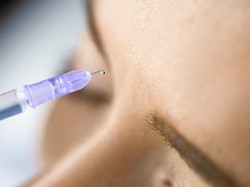 Bos Ria Beauty Ditahan, Kok Bisa Masih Banyak yang Tergiur Klinik Abal-abal?