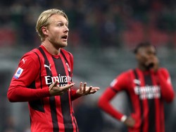 Kjaer Cedera Lutut, Milan Harus Rekrut Bek Baru