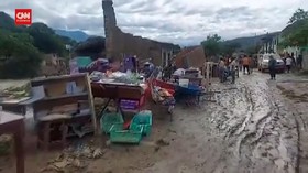 VIDEO: Belum Genap Seminggu Gempa, Peru Utara Dilanda Banjir