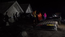 Hujan Deras Sempat Guyur Kawasan Semeru Selasa Malam