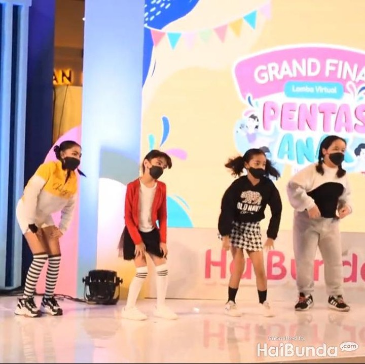 <p>Junio BundaFest di Trans Studio Cibubur menampilkan beragam acara, salah satunya adalah pertunjukkan bakat anak, Bunda. (Foto: Tim HaiBunda)</p>