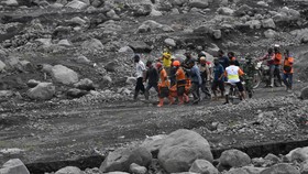 Erupsi Semeru: Korban Meninggal 51 Orang, 5 Bagian Tubuh Ditemukan