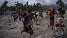 Bupati Lumajang Tetapkan Status Tanggap Darurat Bencana Semeru