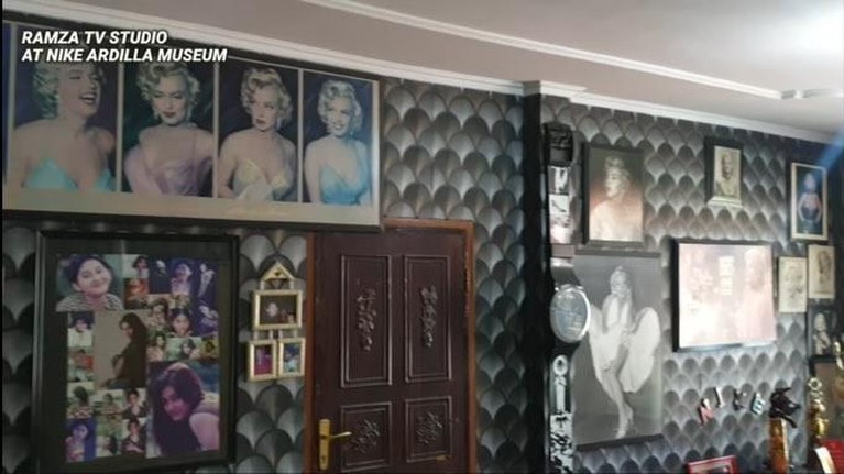 Museum Nike Ardilla sedang jadi perbincangan publik, disana terdapat barang-barang hingga saksi bisu kecelakaan maut Nike. Yuk intip!
