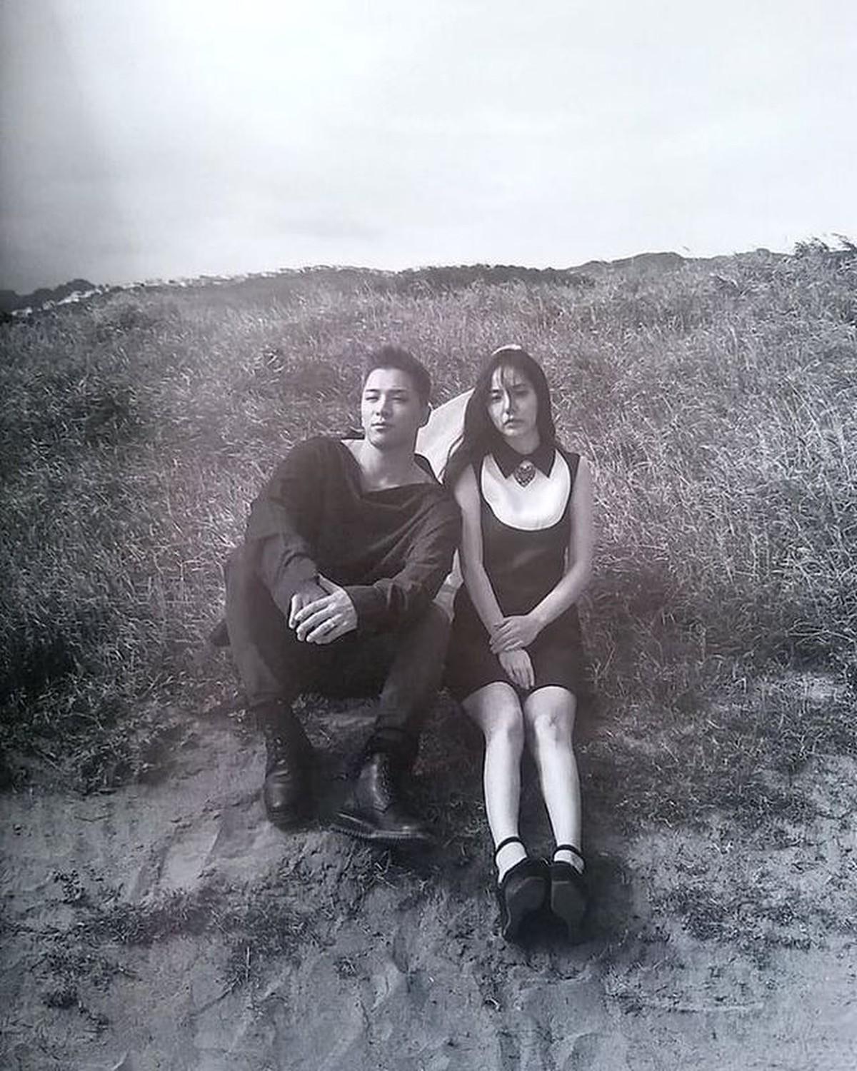 Kabar bahagia datang dari pasangan Taeyang dan Min Hyo Rin yang kini resmi menjadi orang tua&period; Yuk intip potret mereka&excl;