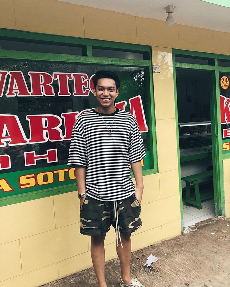 Gaga Muhammad kekasih Laura Anna sedang jadi sorotan, namun banyak yang mengira bahwa Gaga adalah Gangga tunangan Awkarin. Yuk intip!