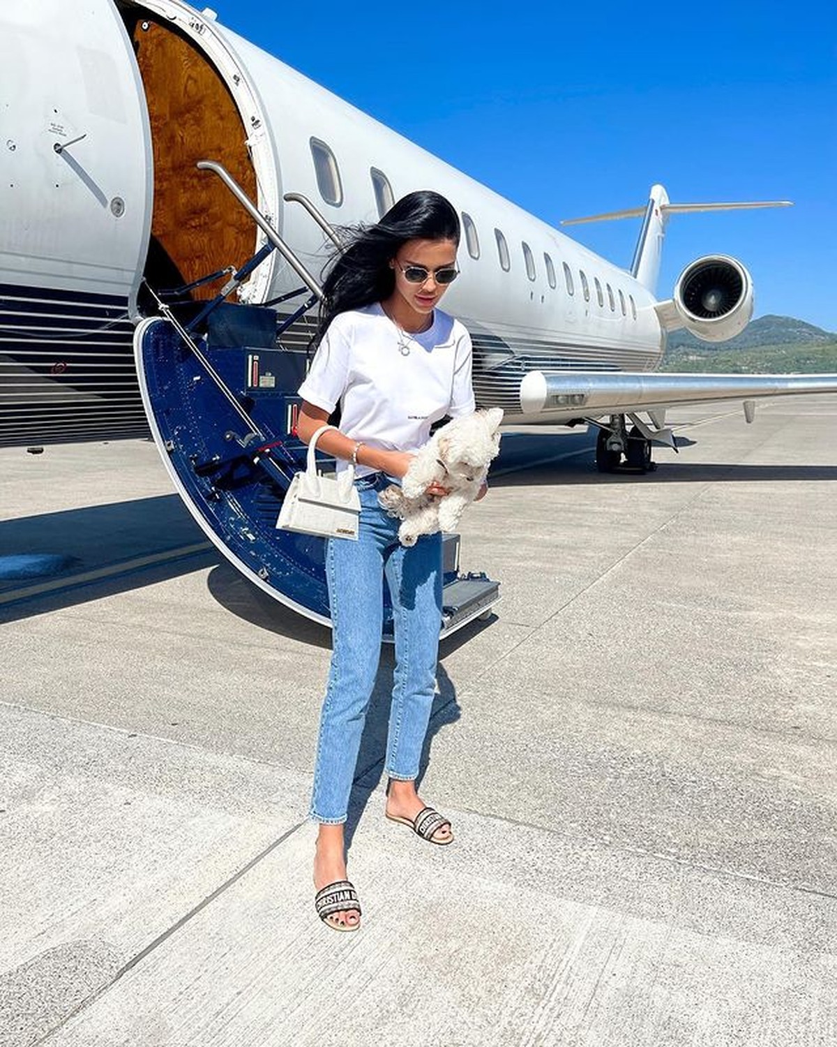 Yana Orfeeva model cantik dan seksi kini menjadi sorotan usai mengaku menjadi selingkuhan pangeran Arab&period; Yuk intip potretnya&excl;