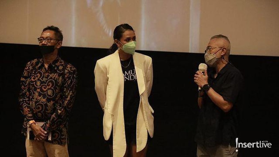 Film Aku Tak Sendiri