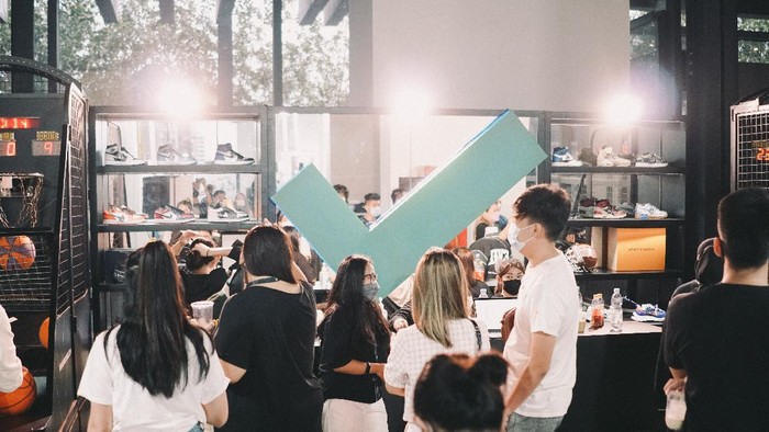 Sapa Para Penggemar Sneakers di Acara 'Plus Enam Dua', Kick Avenue Turut Perkenalkan Lini Bisnis Baru