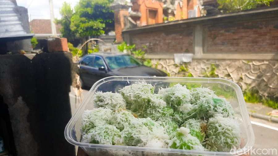 Klepon Gianyar Sejak 1980 'Paling Enak di Dunia'