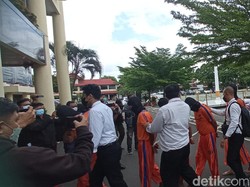 Komplotan Perampok Bank di Karawang Buronan Interpol?