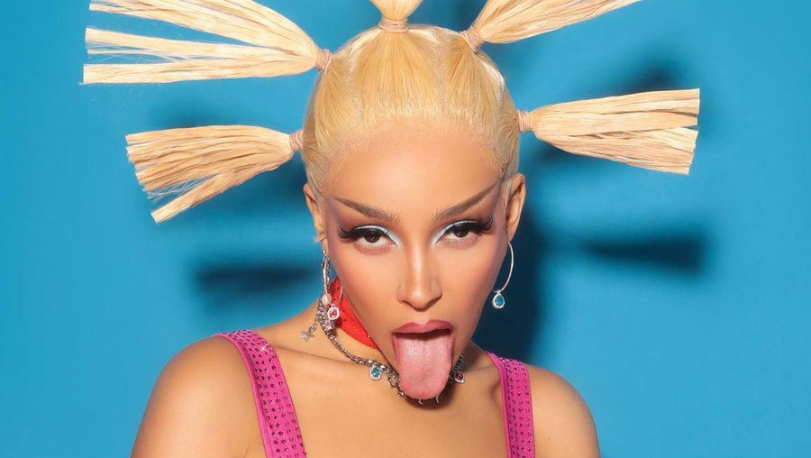 Lirik Lagu Woman - Doja Cat