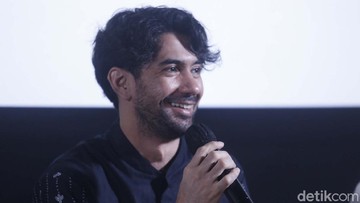 REZA RAHADIAN BACA HUJATAN NETIZEN