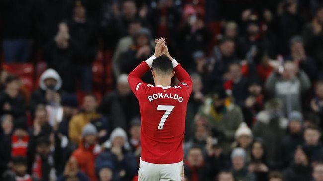 Cerita Fred Soal Efek Ronaldo di Man Utd Fred mengungkap Cristiano Ronaldo punya dampak besar di Manchester United sejak kehadirannya di awal musim.