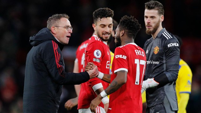 Pelatih Manchester United, Ralf Rangnick catat rekor yang gagal diraih Jurgen Klopp dan Messi jadi biang keladi PSG gagal menang jadi berita terpopuler. 