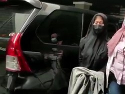 Polisi Periksa Kotak Krem-Hitam di Kamar Siskaeee, Apa Isinya?