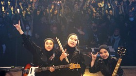 Voice Of Baceprot Curhat Kerap Ditanya Soal Hijab Saat Tur di Eropa