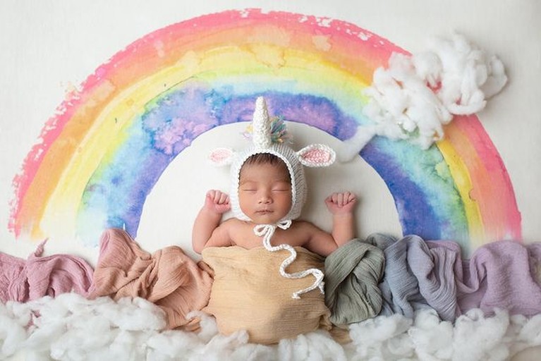 6 Pemotretan Perdana Baby Nakeya Ayu Anak ke-4 Nola B3 Nola B3 melahirkan anak ke-4nya pada (26/12) yang diberi nama Aladya Odetta Nakeya Ayu. Yuk intip pemotretan perdana baby Nakeya!