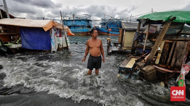 Wagub DKI Riza Patria mengklaim pihaknya sudah menyiapkan segala sarana dan prasarana yang mendukung penanganan banjir rob yang mengancam pesisir utara.