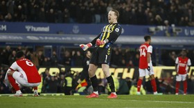 FOTO: Arsenal Pulang dengan Kepala Tertunduk di Markas Everton