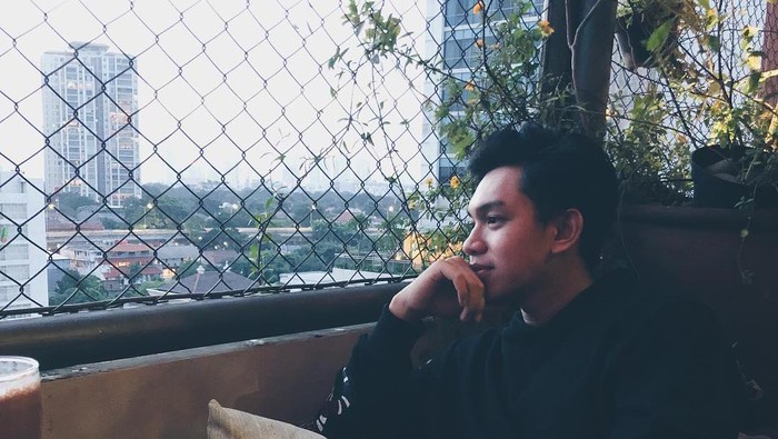 Intip Kembali Momen Gaga Muhammad saat Nongkrong Bareng Laura