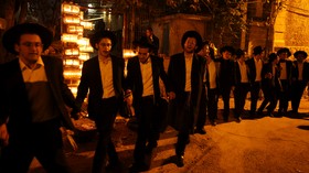 Warga Israel Rayakan Hanukkah di UEA untuk Pertama Kali