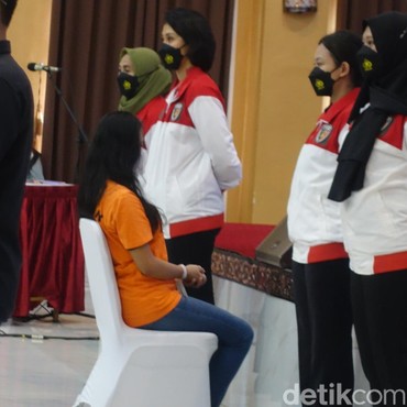 Siskaee Jual Video Porno, Raup Keuntungan Miliaran Rupiah