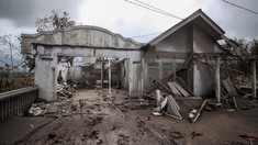 FOTO: Luluh Lantak Desa-desa di Kaki Semeru
