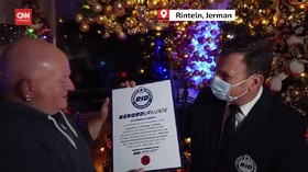 VIDEO: Sambut Natal, Rumah di Jerman Dihiasi Ratusan Pohon Natal