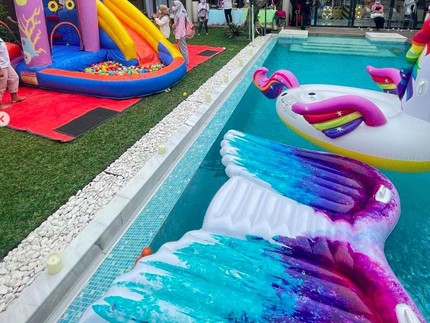 7 Potret Ultah Anak Titi Kamal & Christian Sugiono, Rumah Disulap Jadi Playground