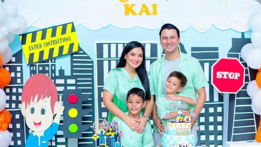 Ultah Anak Titi Kamal dan Christian Sugiono