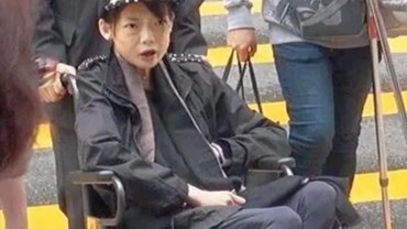 Kisah Memilukan Wu Zhiheng, Model Cantik yang Kini Terduduk di Kursi Roda