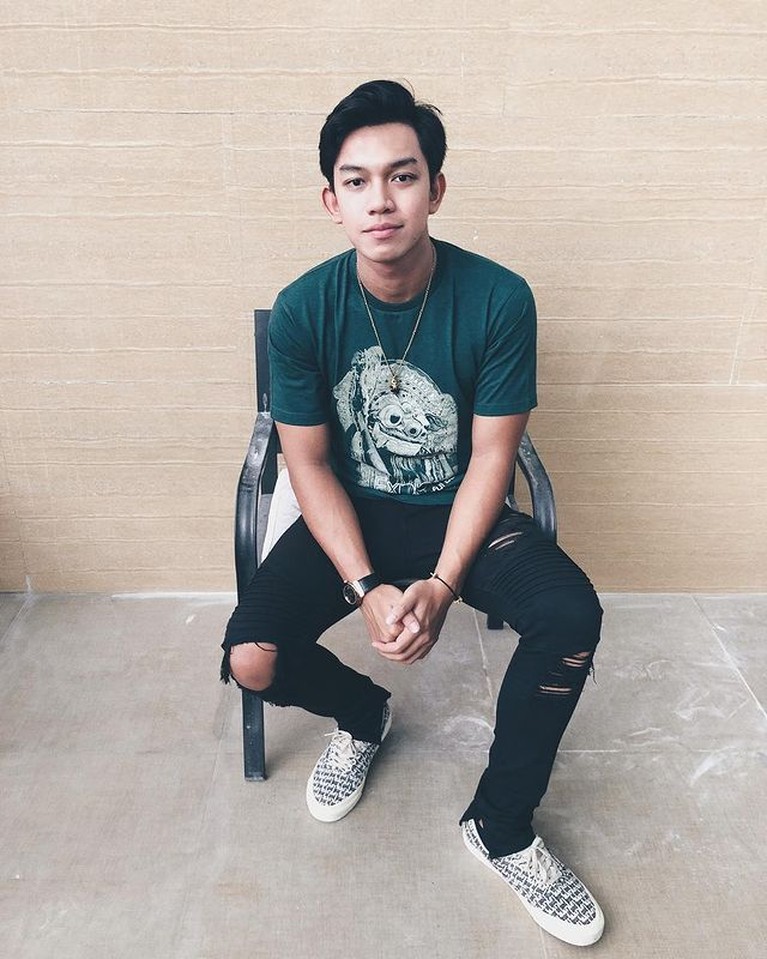 Gaga Muhammad resmi ditahan setelah membuat Laura Anna lumpuh karena kelalaiannya. Yuk kita intip potret Gaga!