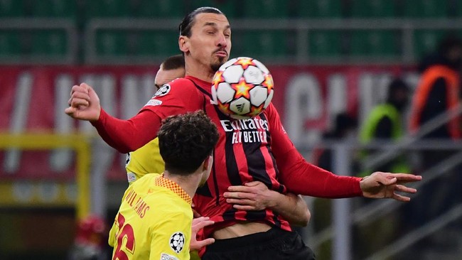 AC Milan tersingkir dari Liga Champions usai menderita kekalahan 1-2 dari Liverpool pada laga pamungkas Grup B, Rabu (8/12) dini hari WIB.