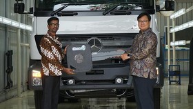 Mercedes-Benz Axor Rakitan Indonesia Penuhi Standar Euro 4