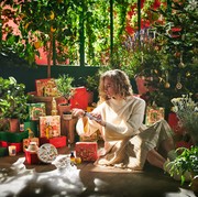 Merayakan Natal dan Tahun Baru Sekaligus Merawat Bumi dan Memberdayakan Perempuan dengan L'Occitane