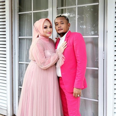 Nathalie Holscher Lahirkan Anak Pertama, Sule: Alhamdulillah