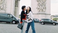 <p>Tak hanya itu, Jennie juga mengatakan kalau sang Bunda sudah seperti sahabatnya sendiri.  (Foto: Instagram: @jennierubyjane)</p>