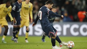 Top Skor Liga Champions: Messi Pepet Ronaldo