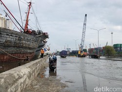 Banjir Rob Jakarta: Prediksi BMKG dan Antisipasi Pemprov DKI