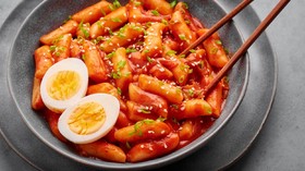 7 Makanan yang Cocok Temani Soju buat Nonton Drakor di Akhir Pekan
