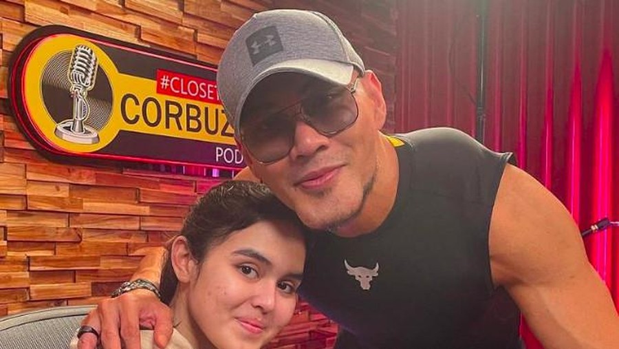 Laura Anna saat bertemu dengan Deddy Corbuzier.