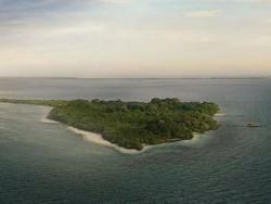 Gak Mematikan dan Bikin Happy, Pulau Corona Dibuka untuk Wisatawan